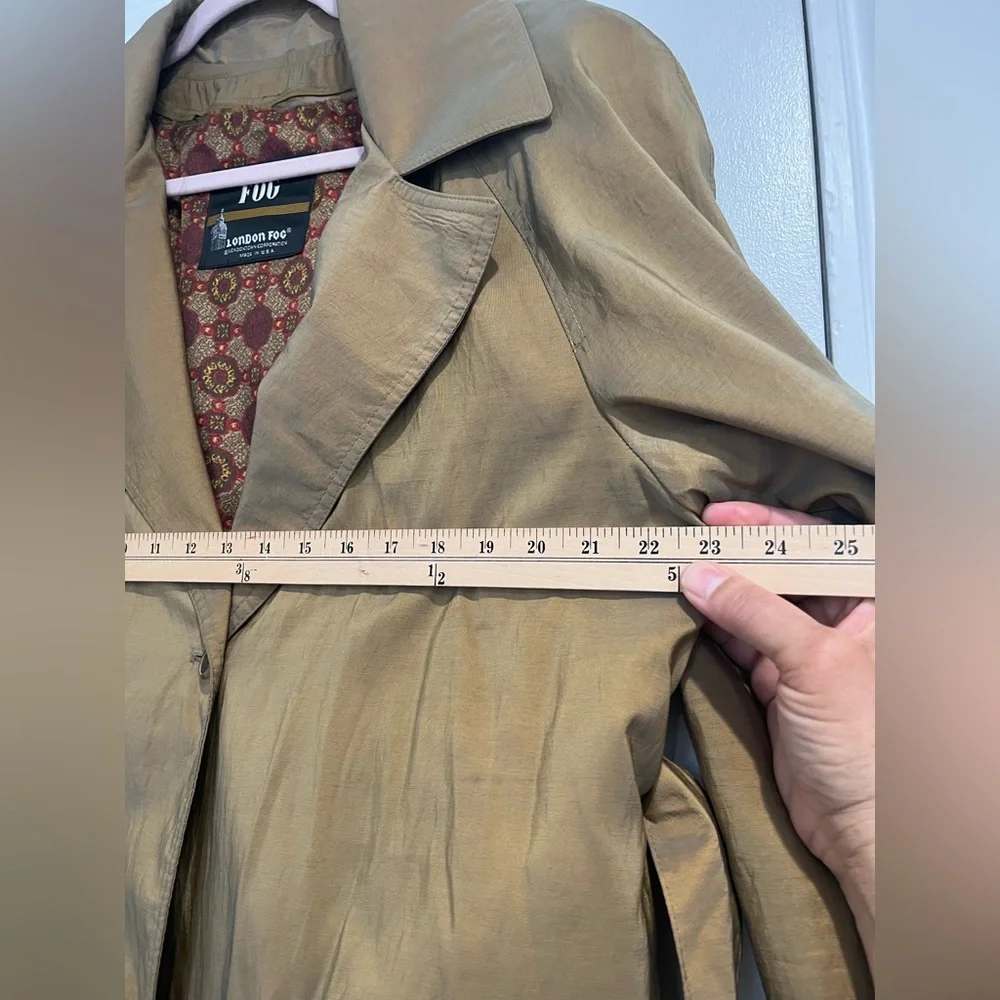 London Fog Vintage Golden Tan Thinsulate Quilted Lined Trench Coat Sz. 10 - Picture 9 of 10